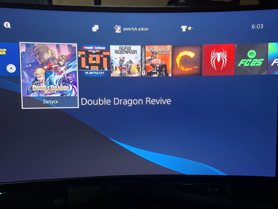 Продам  PS4 slim