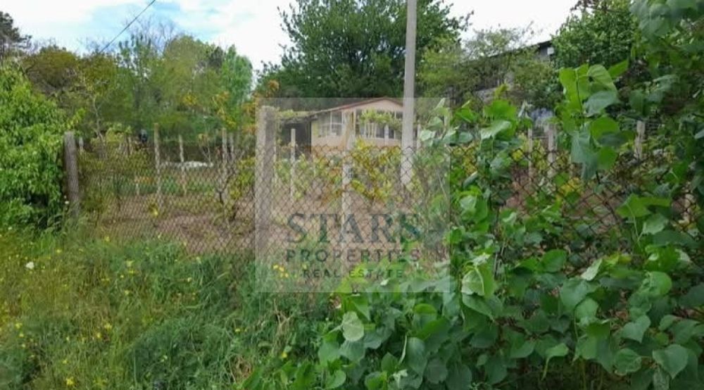 Продава се Къща в Варна, м-т Боровец - север - 560 кв.м за 71 €/кв.м - Снимка #1