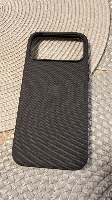 Husă originală Apple TechWoven Black – iPhone 17 Pro Max