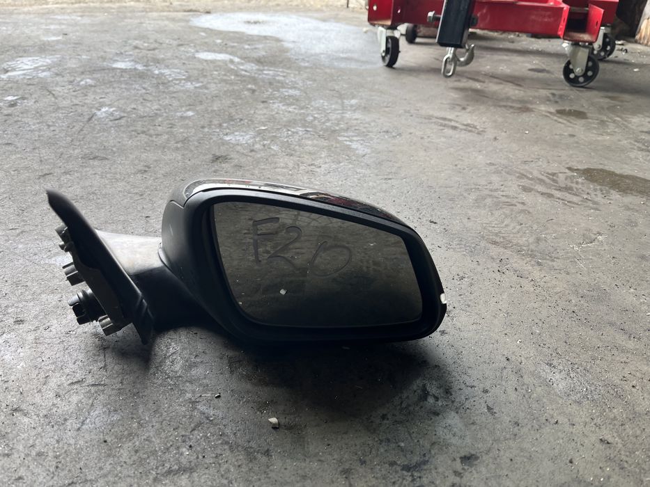 Огледало бмв 1 ф20 ( ogledalo bmw 1 f20 )