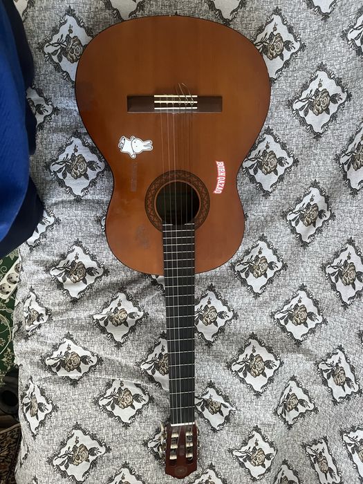 Гитара YAMAHA c40