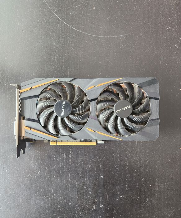 Gigabyte  GV RX 570 4Gb