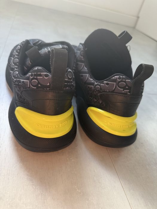 Adidasi Dior B24
