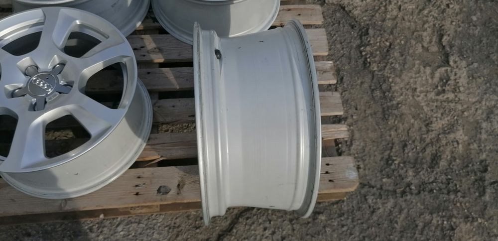 16 цола 5 х 112 мм АУДИ / Фолксваген - 7,5 Инча / ЕТ 45 - КАТО НОВИ