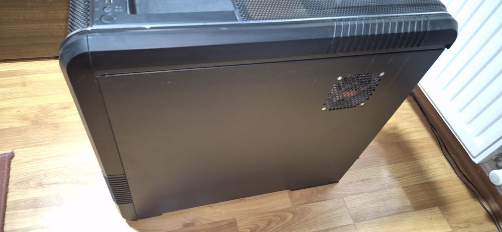 Carcasa Cooler Master Pro CM 690 II - Cost Ambalare Inclus