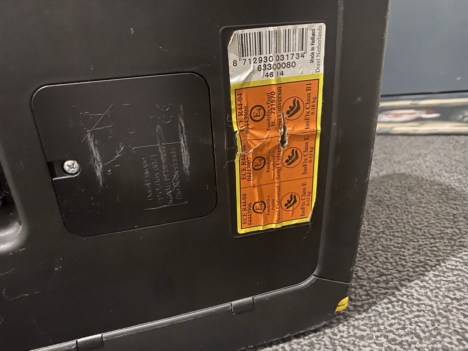 Scaun auto Maxi Cosi + baza cu Isofix