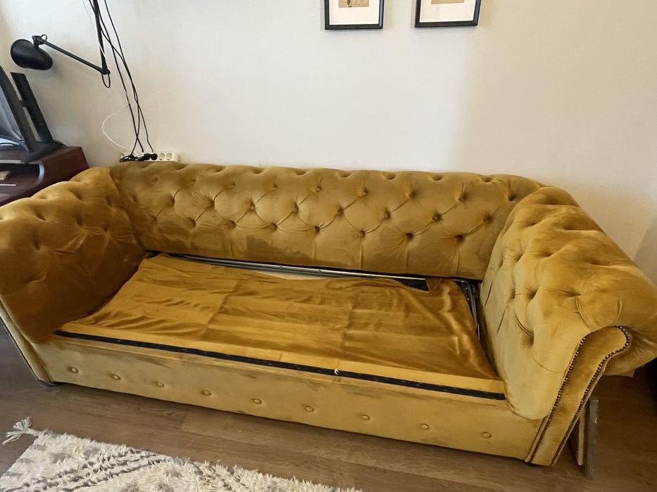 Canapea capitonata Chesterfield galben mustar