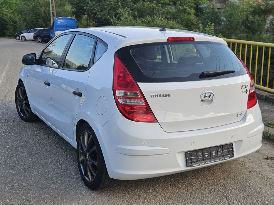 HYUNDAI i30 2009 — imagine 4