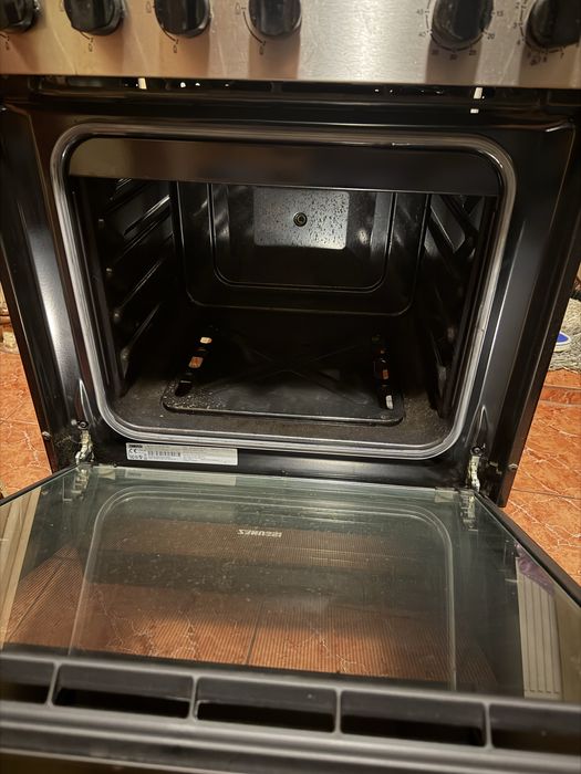 Aragaz zanussi pe gaz cuptor gaz si rotisor