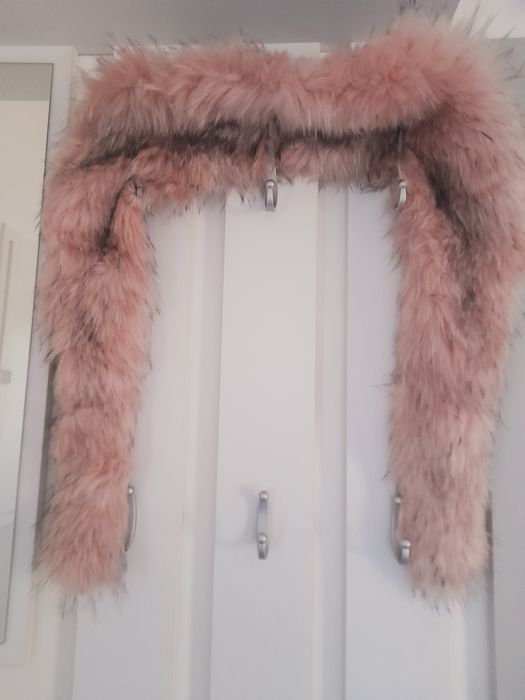 Guler din blană sintetică