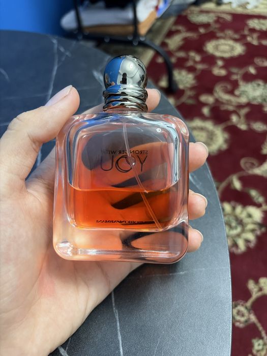 Stronger with парфюм