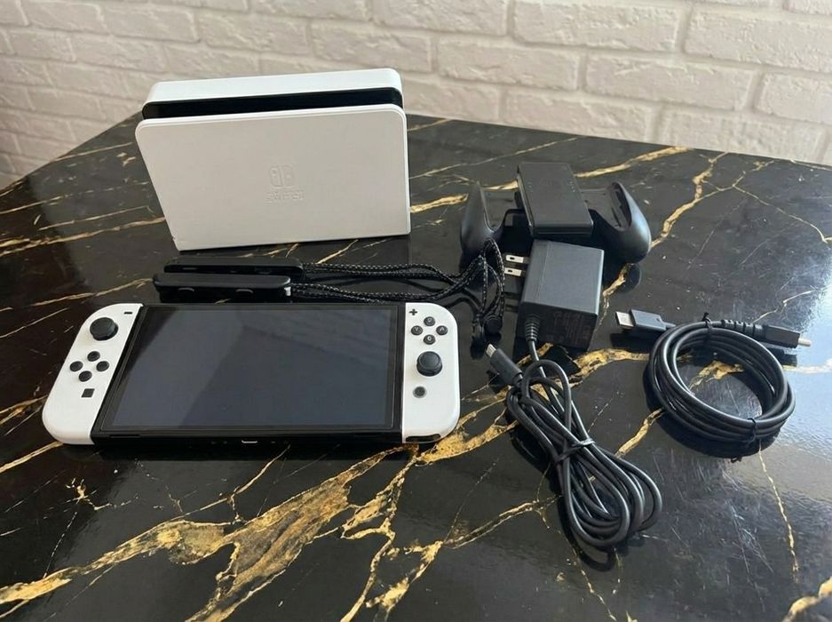 Nintendo switch oled +30 игр