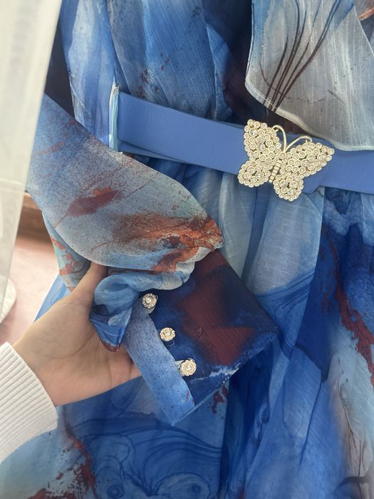 Продам платье БУ.