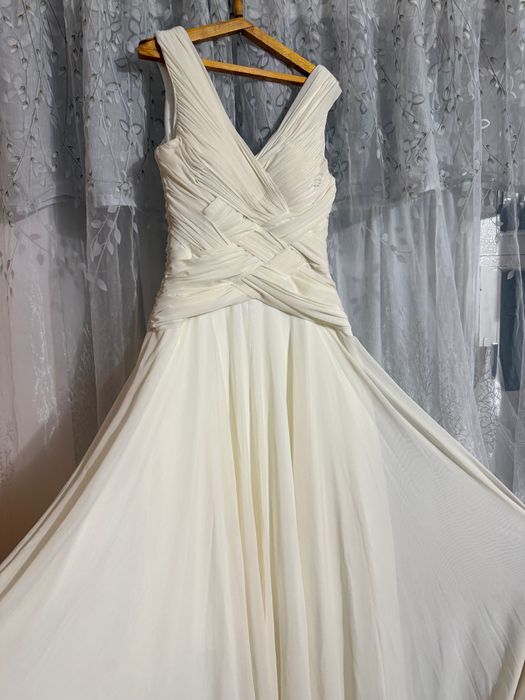 Платье на выпускной вечер