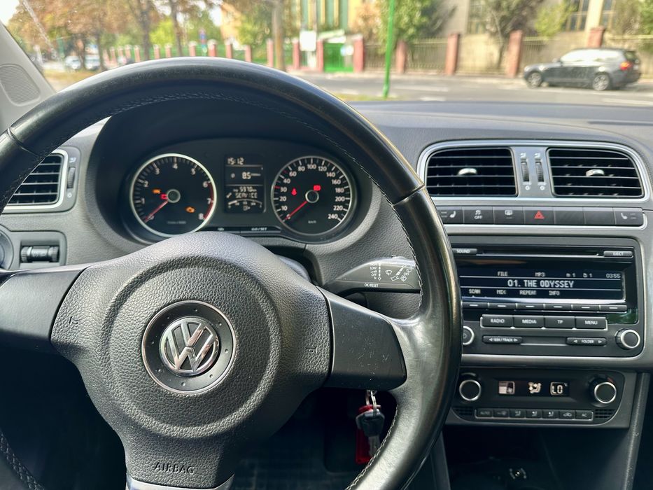 Volkswagen Polo 6R 2012 1.4 mpi