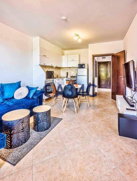 Продава се Тристаен апартамент в к.к. Слънчев бряг - 71 кв.м за 1958 €/кв.м - Снимка #9