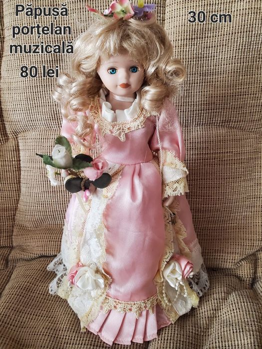 Păpuși muzicale din porțelan