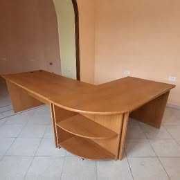 de vanzare birou in forma de L
