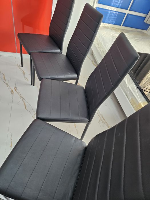 Нови кухненски столове