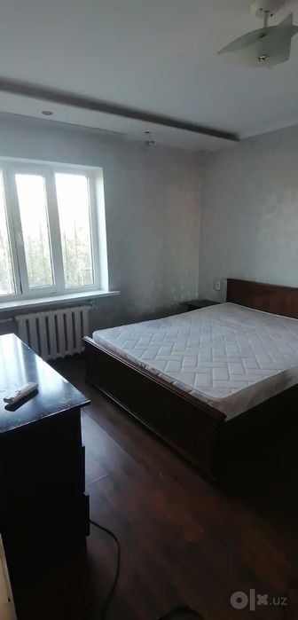 Продаётся своя 2/4/4 квартира на Ц6, 77 серия, чистая, с меб. и тех.