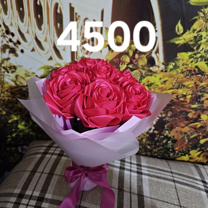 Продам Розы  из атласных лент