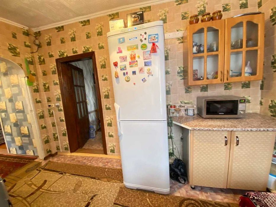 Продам 1/2 часть дома Военный городок 3 комнаты!