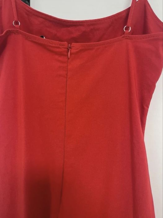 Rochie rosie Bershka