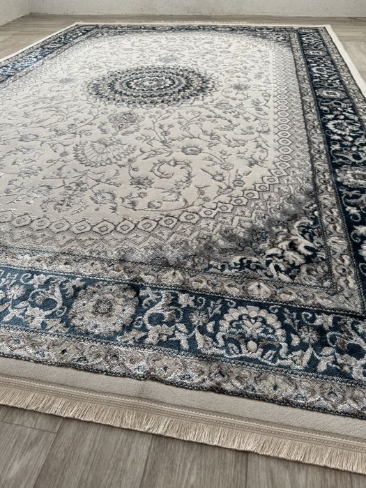 Ковёр 2х3 Сост отличное