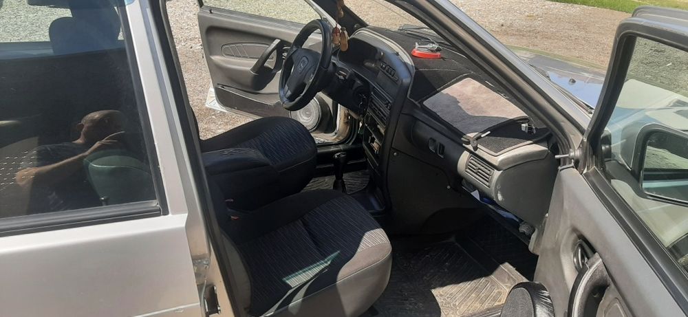 Продам ваз 2115.