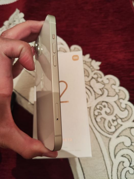 Айфон 13 идиал без ремонта