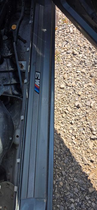 Продавам интересни части bmw е36- Becker, hi-fi, голям борд, m3 прагове