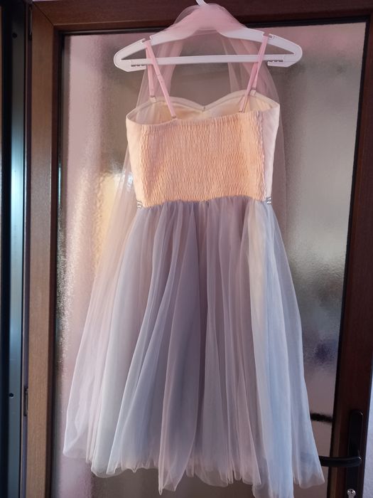 Vand rochita eleganta