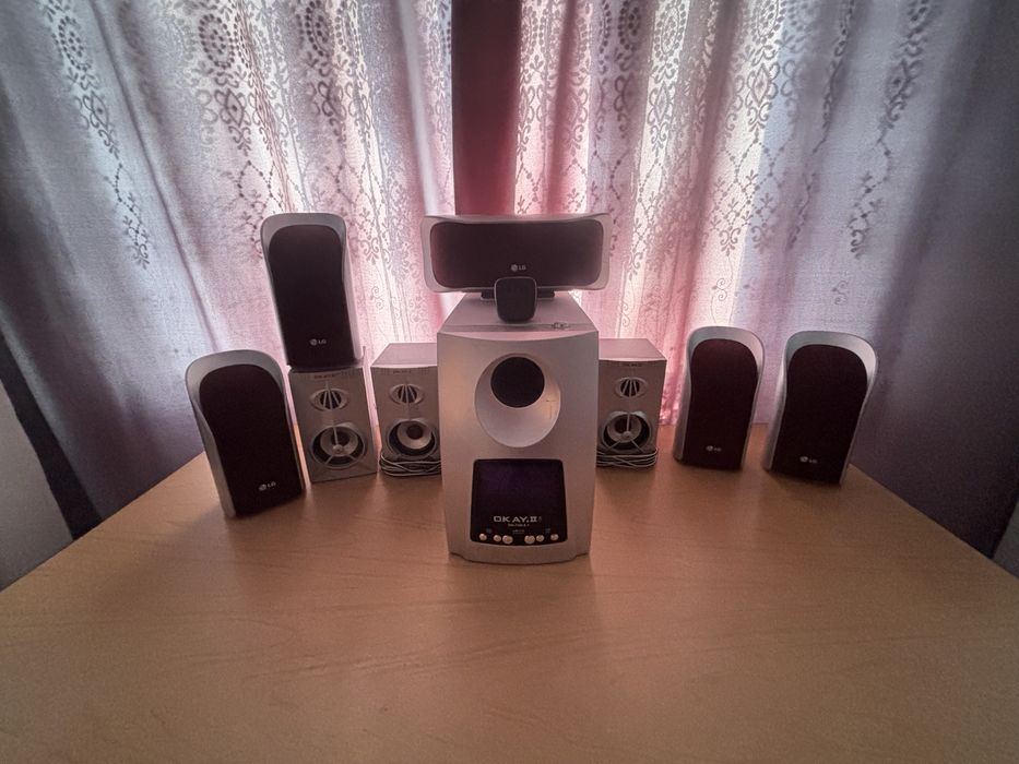 Продам колонки перехожник имеется