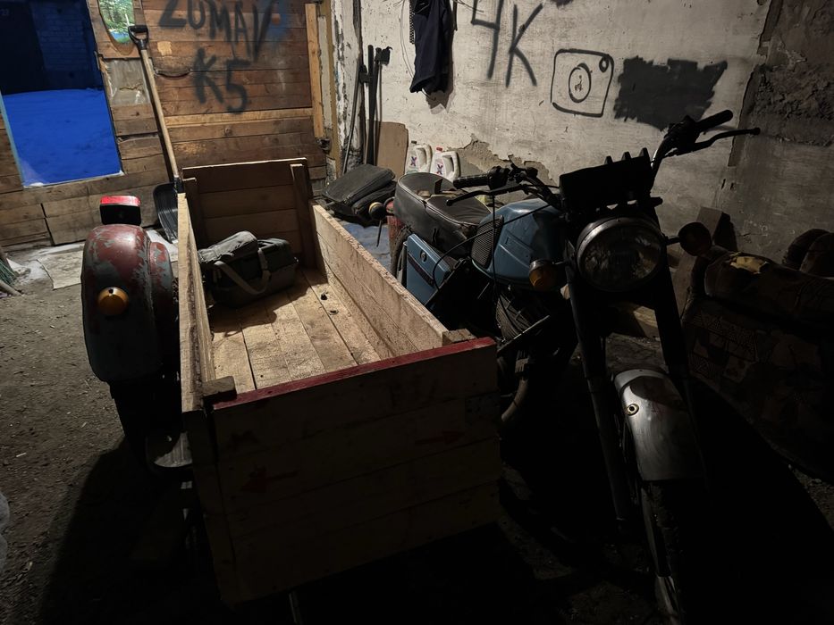 Продам мотоцикл Иж планета 5