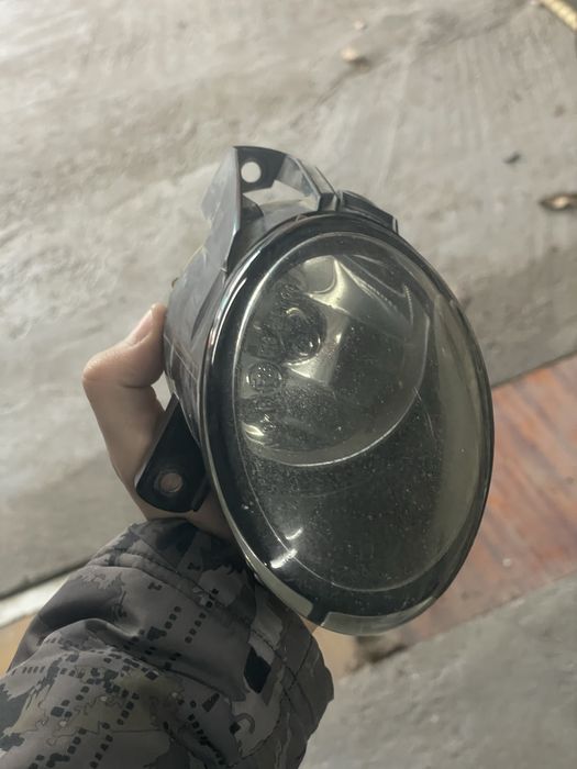 туманка бмв е39..