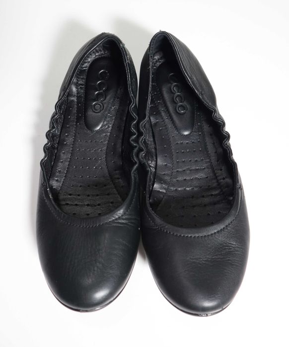 Balerini ECCO Anine din Piele Naturală – Mărimea 35 (21 cm)