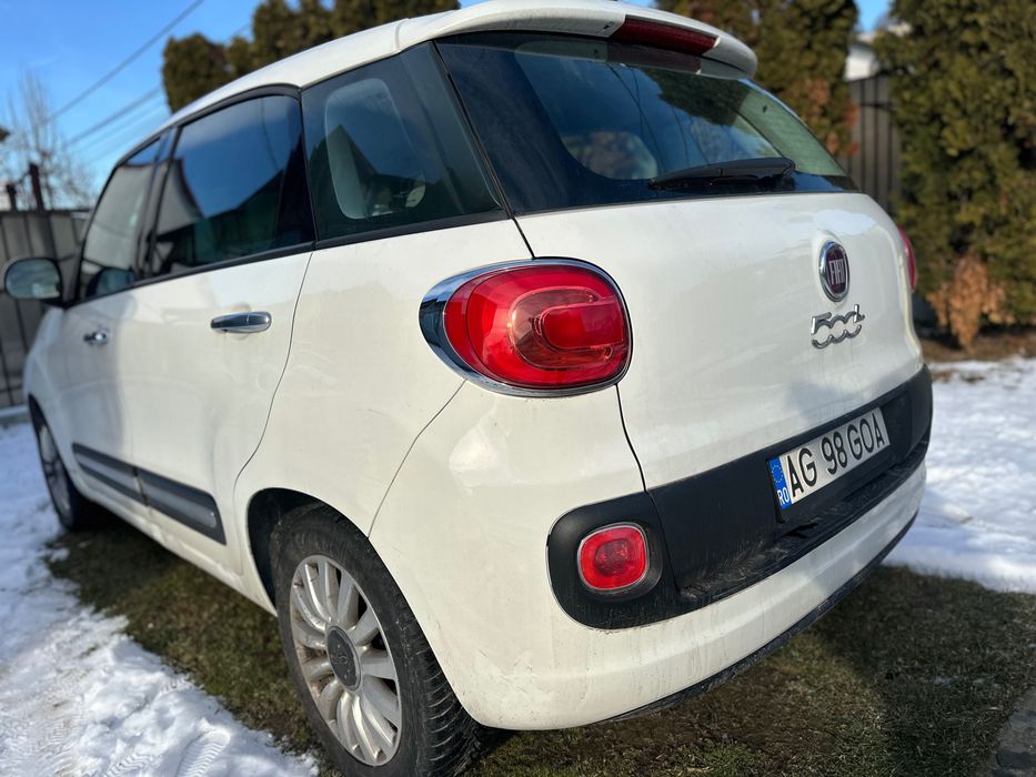 Vând Fiat 500L 2013 benzină