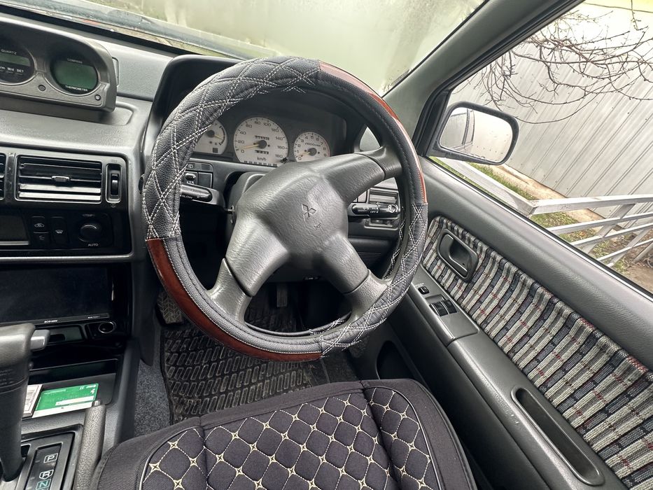 Продам Mitsubishi RVR