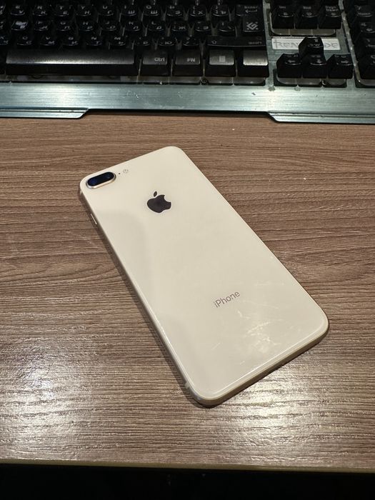 СРОЧНО ПРОДАМ Айфон iPhone 8 plus
