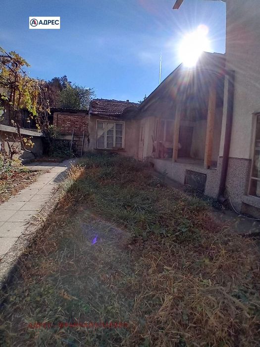 Продава се Етаж от къща в Плевен, Широк център - 90 кв.м за 1112 €/кв.м - Снимка #1