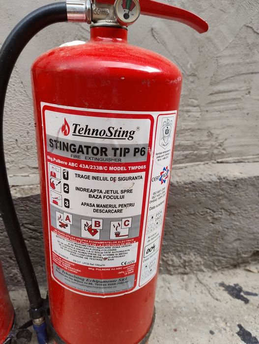 Instinctor incendiu 120 lei buc