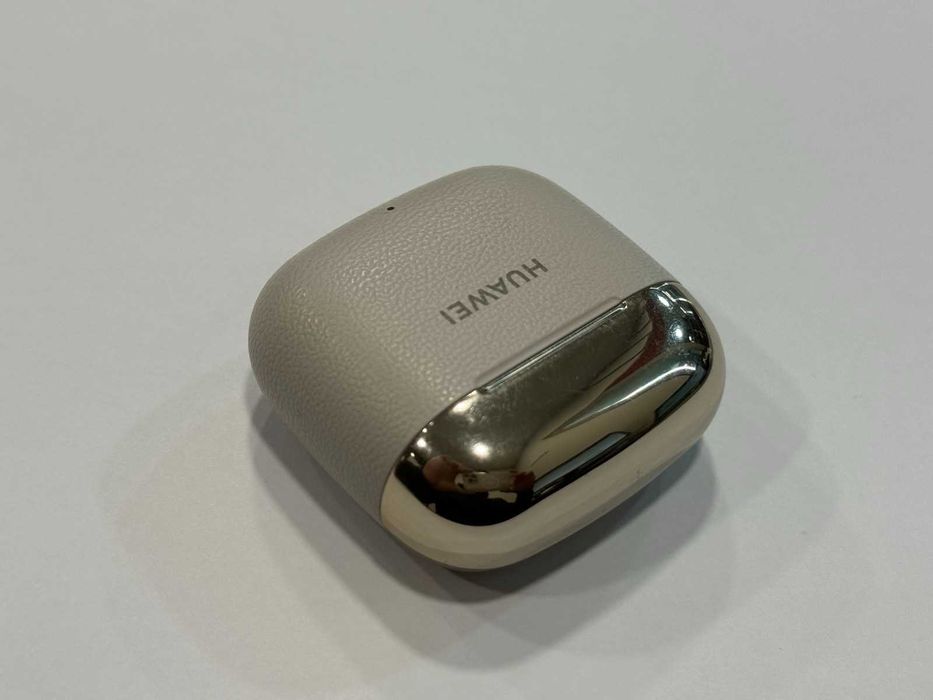 True Wireless слушалки Huawei FreeBuds SE 3