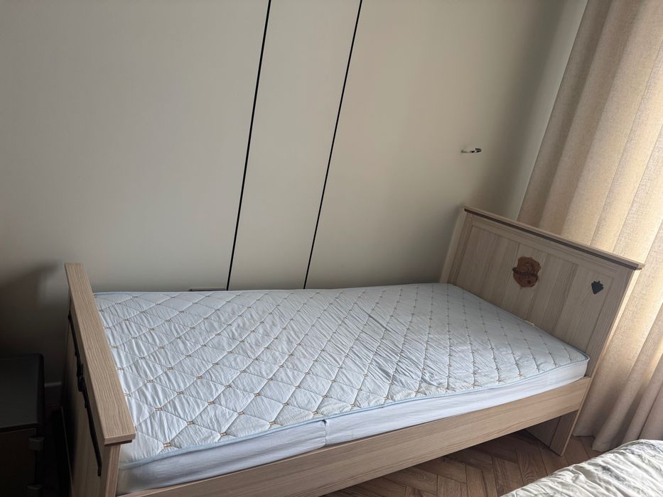 Продам кровать односпальную