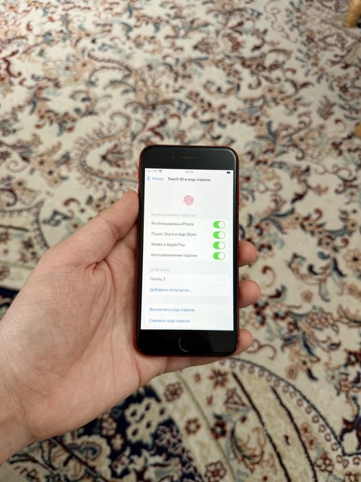 IPhone 8 64Gb Red - В идеальном состоянии