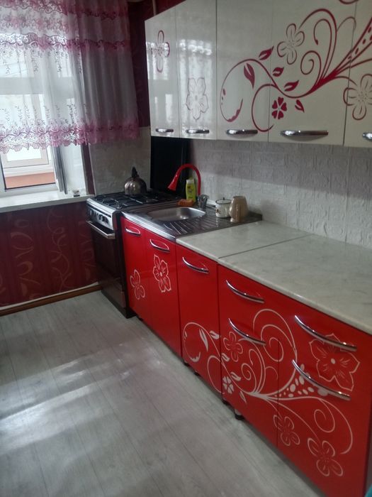 Продам 3 ком благоустроенную квартиру