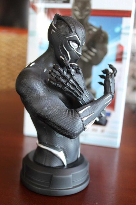 Black Panther Avengers  Статуетка Фигурка