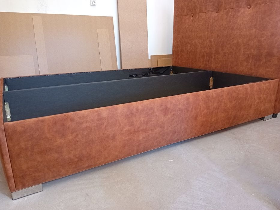 Тапицирани Спални