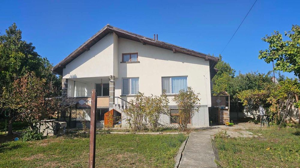 Продава се Къща в Чирпан - 100 кв.м за 700 €/кв.м - Снимка #2