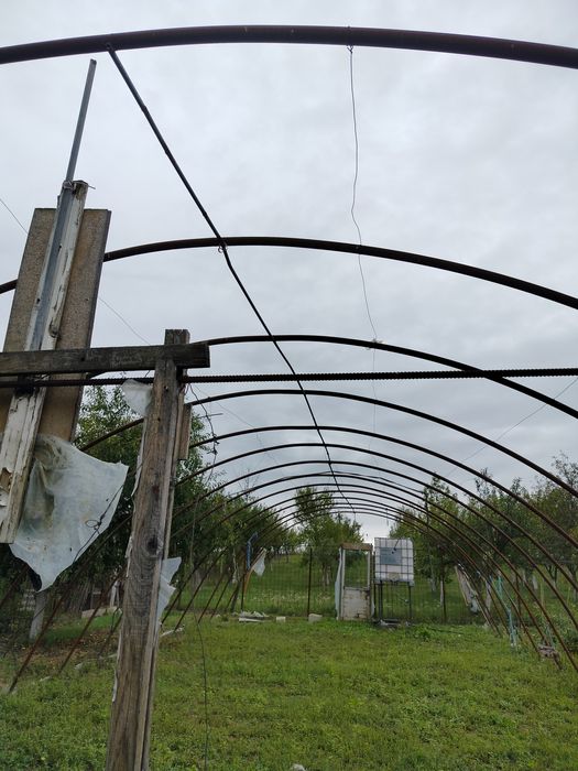 Vând solar de grădină din metal