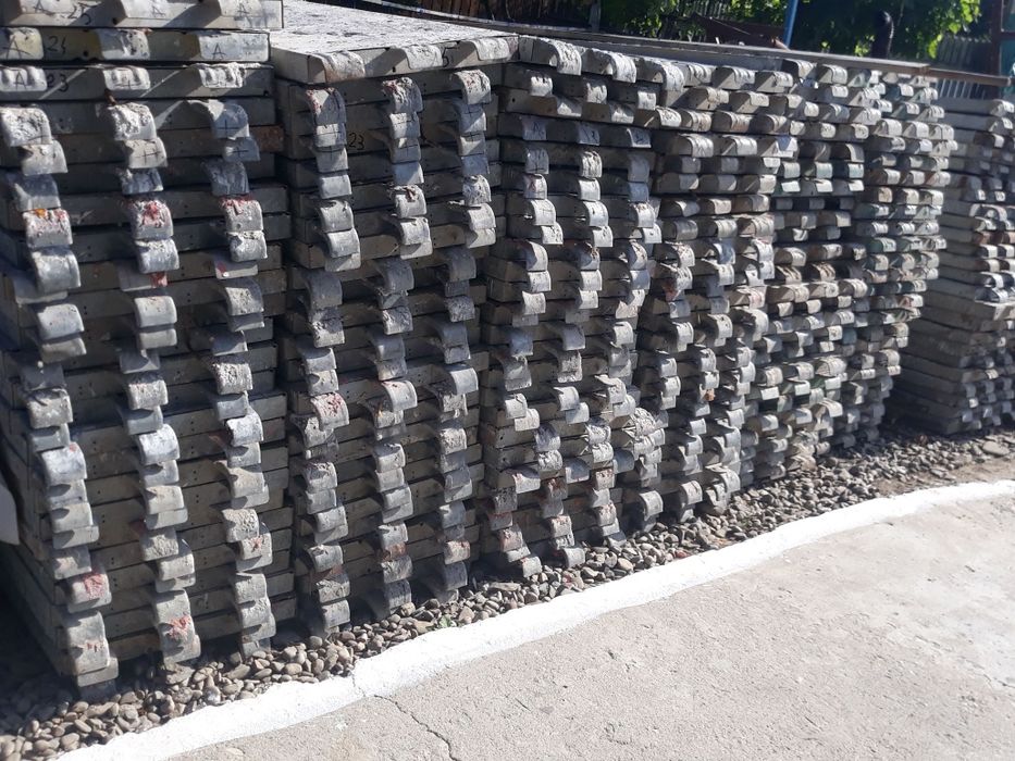 Schela si podine zincate